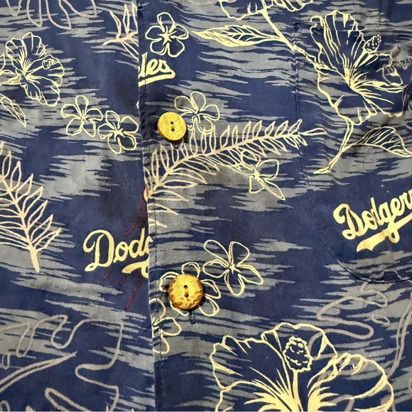 Men’s XL Reyn Spooner LA Los Angeles Dodgers Hawaiian Button Up Shirt - Picture 4 of 11